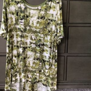 LOGO by Lori Goldstein Green High-Low Tunic Top LG